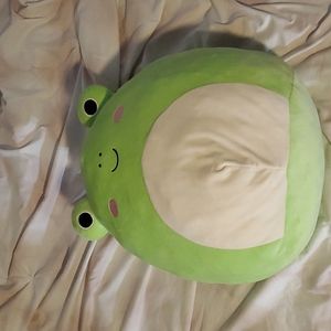 Wendy the Frog 16 in squishmallow